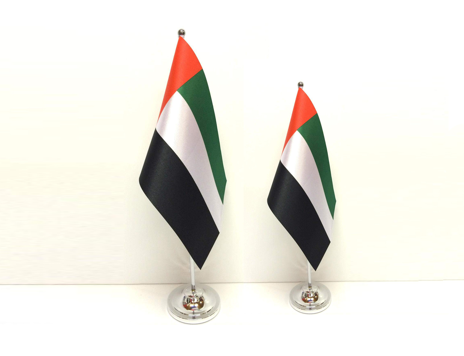  Straight pole table flags